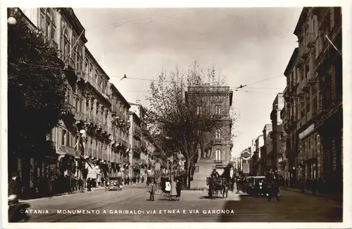 Catania - Monumento a Gariabaldi -689642