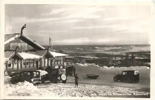 Oslo - Utsigt fra Holmenkollen Restaurant -699042