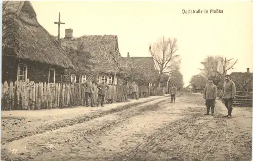 Dorfstrasse in Plosska - Ukraine -705770