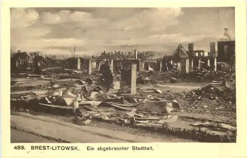 Brest-Litowsk - Ein abgebrannter Stadtteil -705778