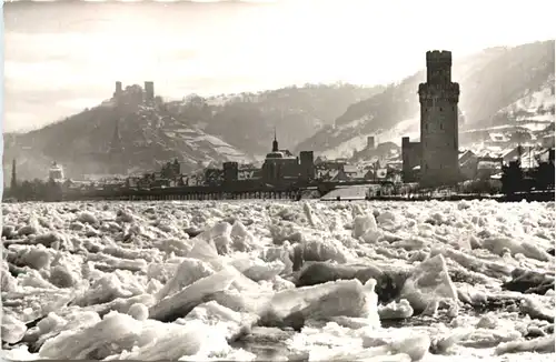 Eisstau vor Oberwesel am Rhein -712220