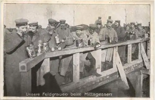 WW1 - Unsere Feldgrauen beim Mittagessen -732206