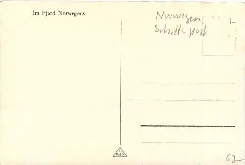 Im Fjord Norwegens -735132