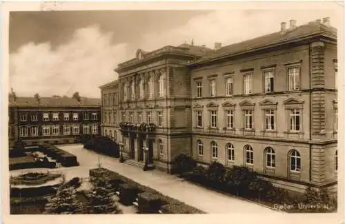 Giessen - Universität -751232