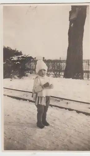 (F30749) Orig. Foto Magdeburg, Kind Klaus a. Fürstenwall im Winter 1929