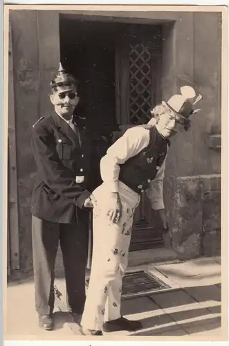 (F12639) Orig. Foto Fasching v. Lok Wahren Senioren i.d. Hospitalschänke Grimma