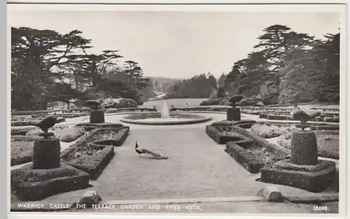 (26329) Foto AK Warwick Castle, Terrassengarten