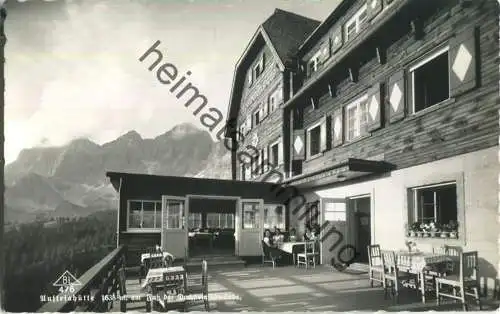 Austriahütte am Fuss der Dachsteinsüdwände - Foto-Ansichtskarte - Verlag Alfred Gründler Salzburg