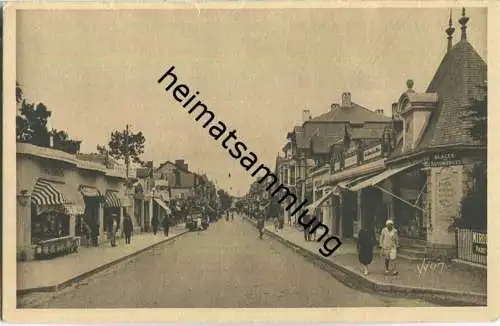 La Baule - L'Avenue de la Gare