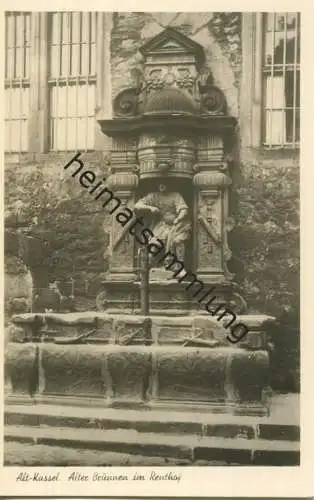 Kassel - Alter Brunnen im Renthof - Foto-AK - Verlag Bruno Hansmann Kassel