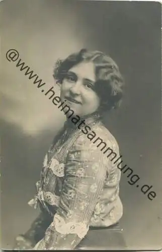 Fritzi Fließegger - Österreichische Opernsängerin - Verlag Wilhelm Helfer & Co. Graz