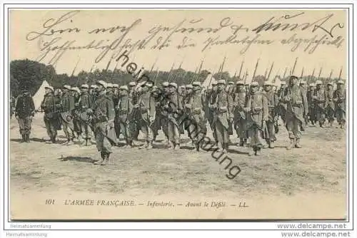 L' Armee francaise - Infanterie - Avant le Défilé - Feldpost