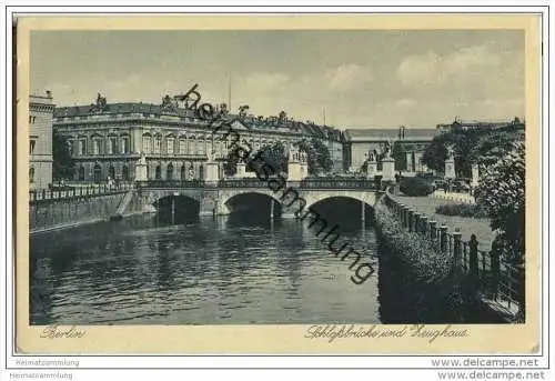 Berlin - Schlossbrücke und Zeughaus