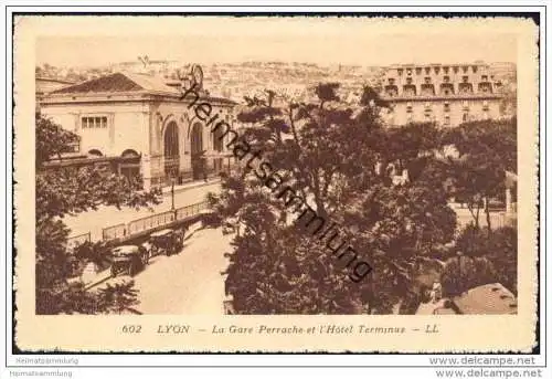 Lyon - La Gare Perrache et l'Hotel Terminus