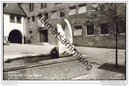 Crailsheim - Marktbrunnen vor dem Rathaus - Foto-AK