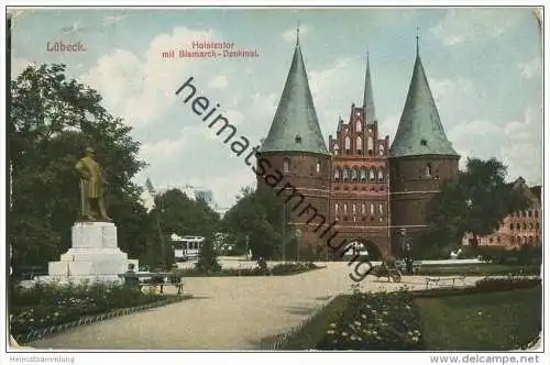 Lübeck - Holstentor - Bismarck-Denkmal