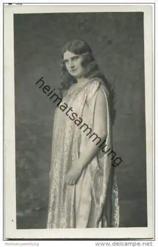 Ella Flesch - Deutsche Opernsängerin (Sopran) - Foto-AK