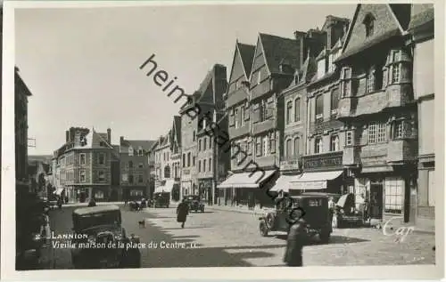 Lannion - Place du Centre - Foto-AK - Verlag C.A.P. Paris