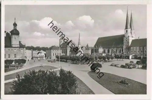 Altötting - Kapellplatz - Foto-Ansichtskarte