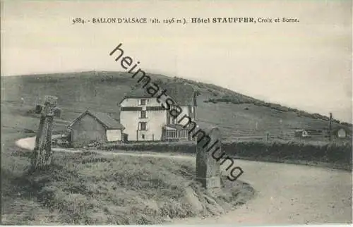 Elsässer Belchen - Ballon d'Alsace - Hotel Stauffer - Croix et Borne