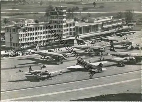 Flughof Zürich-Kloten - Foto-Ansichtskarte 50er Jahre