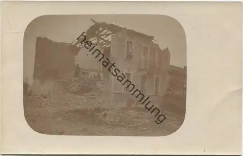 Hennemont - Zerstörtes Haus - Foto-AK 1916