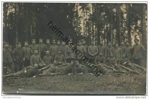 Soldaten in Uniform - Rückseite beschrieben