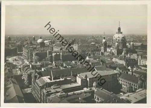 Berlin - Unter den Linden - Blick vom Rathausturm - Foto-Ansichtskarte - Verlag Hans Andres Hamburg