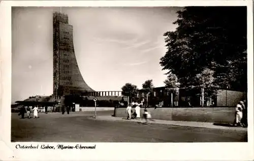 ostseebad laboe mit marine-ehrenmal (Nr. 9430)