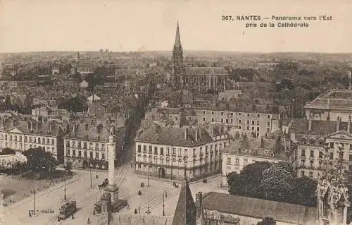 PC54712 Nantes. Ostpanorama der Kathedrale. F. Hut ab. Nr. 367