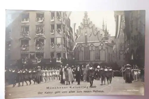 AK Münchner Kaisertag 1909 Der Kaiser geht vom alten zum neuen Rathaus