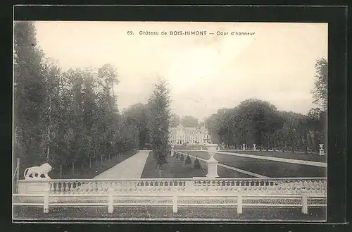 AK Bois Himont, Chateau - Cour d' honneur