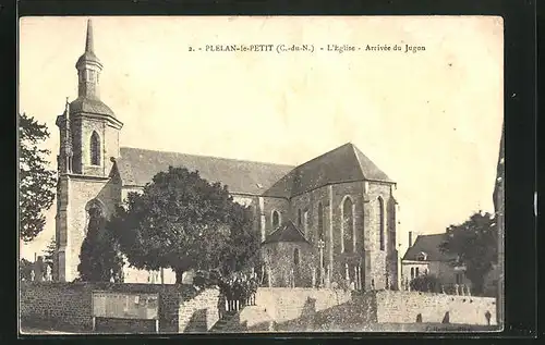 AK Plelan-le-Petit, l'Eglise, Arrivee du Jugon