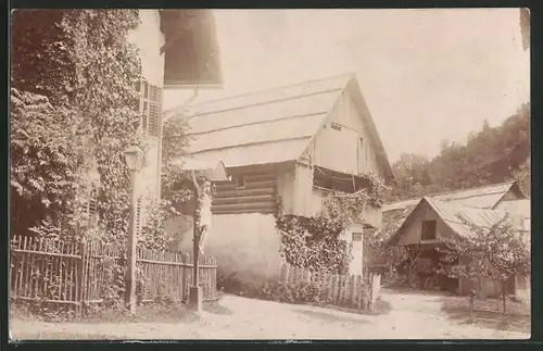 Foto-AK Guttaring-Schalkendorf, Strasse im Dorf