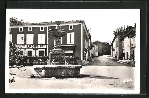 AK Massaguel, Place de la Fontaine, Avenue de Dourgne