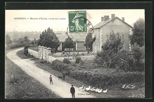 AK Bonneuil, Maison d`Ecole, route de Lussac