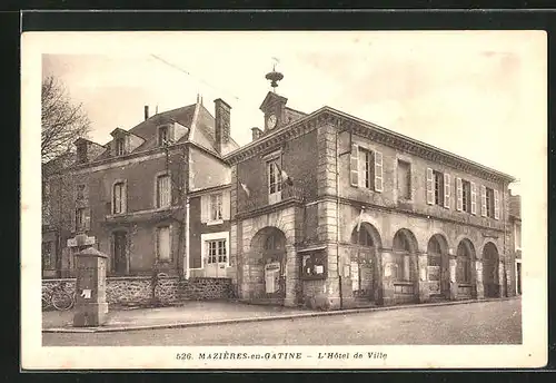 AK Mazieres-en-Gatine, L`Hotel de Ville