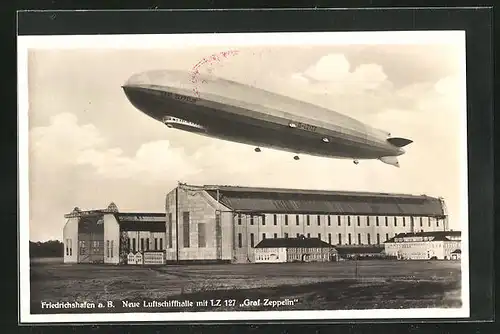 AK Friedrichshafen a.B., Neue Luftschiffhalle mit LZ 127 Graf Zeppelin