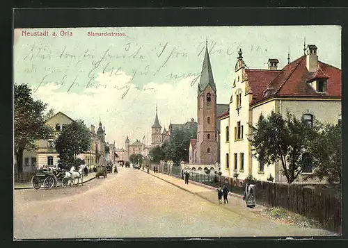 AK Neustadt a. Orla, Bismarckstrasse mit Kirche und Pferdewagen