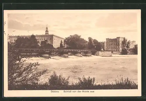 AK Dessau, Das Schloss von der Mulde aus