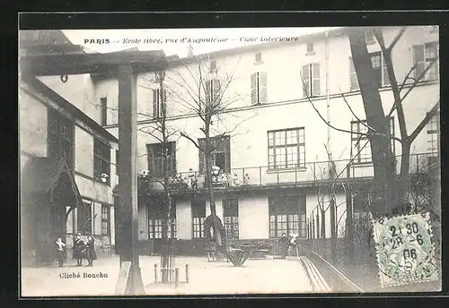 AK Paris, Ecole libre, Rue d`Angoulême, Cour intérieure