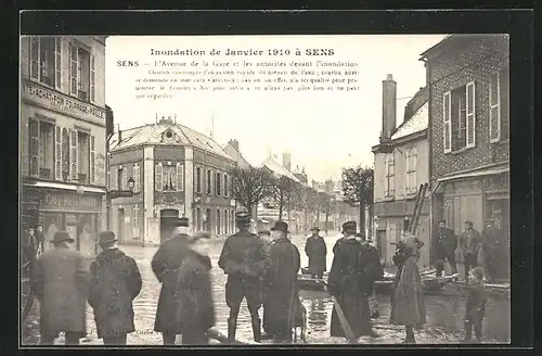 AK Sens, Inondation de Janvier 1910, L`Avenue de la Gare, Hochwasser