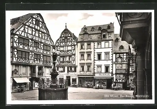 AK Bernkastel, Marktplatz mit Brunnen