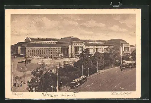 AK Leipzig, Hauptbahnhof mit Litfasssäule und Strassenbahn