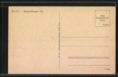 AK Berlin, Passanten und Autobus am Brandenburger Tor