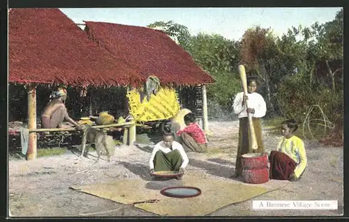 AK A Burmese Village Scene, Burmesin beim Mörsern