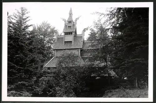 8 Fotografien Bergen, Ansicht Bergen, Fridtjof Nansen-Denkmal, Balholm, Bergbahn Eingang Fischmarkt, Fantoft Stavekirche