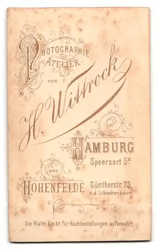 Fotografie H. Wittrock, Hamburg, Speersort 5, Portrait zwei bildschöne junge Frauen in eleganten Kleidern