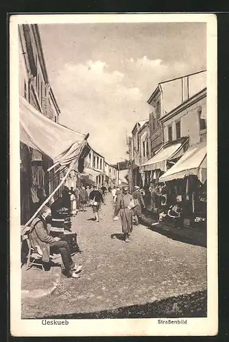 AK Skopje / Ueskueb, Strassenbild, Passanten, Händler und Läden