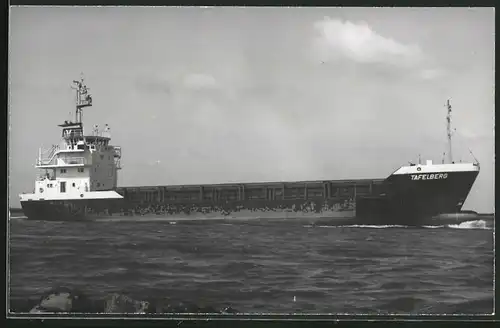 Fotografie Frachtschiff Tafelberg in Fahrt